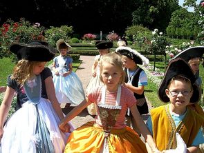 Unsere Erlebnisangebote für kleine Entdecker machen den Tag unvergesslich. Unsere Erlebnisangebote für kleine Entdecker machen den Tag unvergesslich.