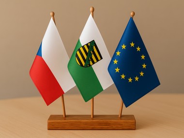 Flaggen EU, CZ, Sachsen