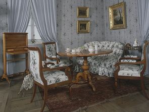 Queen Amalie Auguste’s Parlor Queen Amalie Auguste’s Parlor